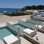 Blue Dream Palace Tripiti מלון