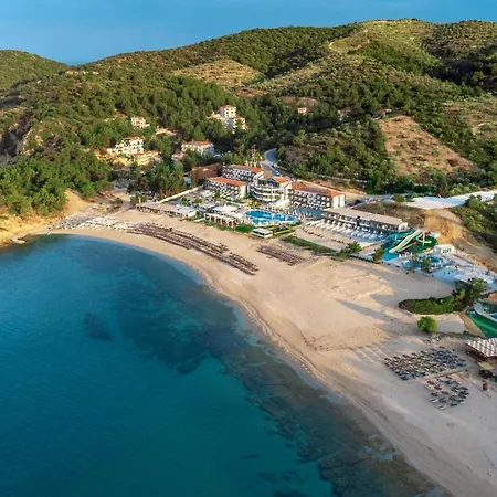 Blue Dream Palace Trypiti & Hive Water Park Hotel 5*