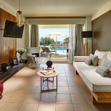 Blue Dream Palace Tripiti מלון 5*