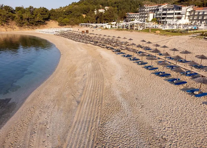 Hotel Blue Dream Palace Tripiti