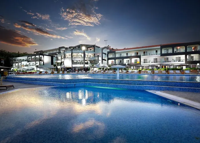 Hotel Blue Dream Palace Tripiti