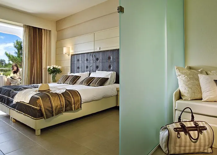 Blue Dream Palace Tripiti Hotel Skála Marión